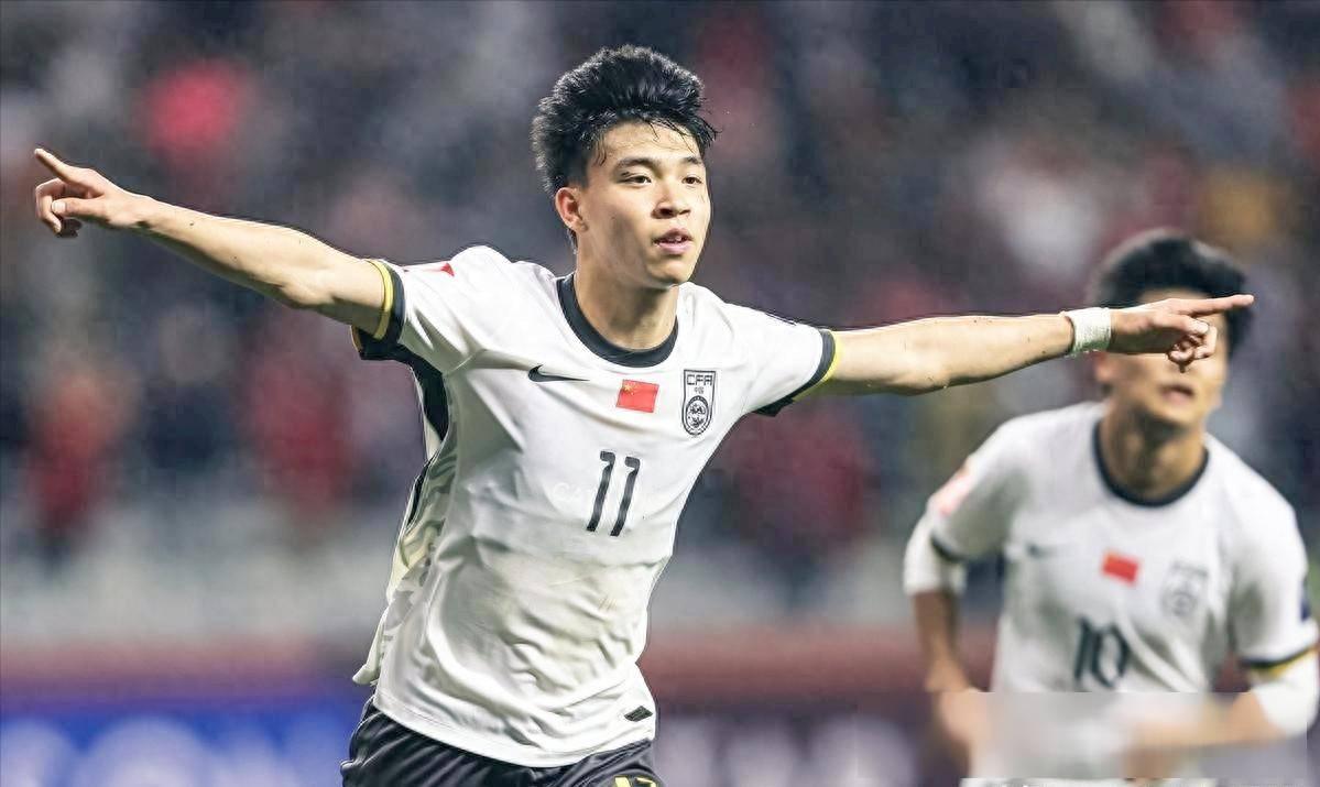 九游平台-布莱顿发布备战花絮，集结日队长鼓劲，中超任务艰巨，数据趋势出现新变化的简单介绍-九游平台